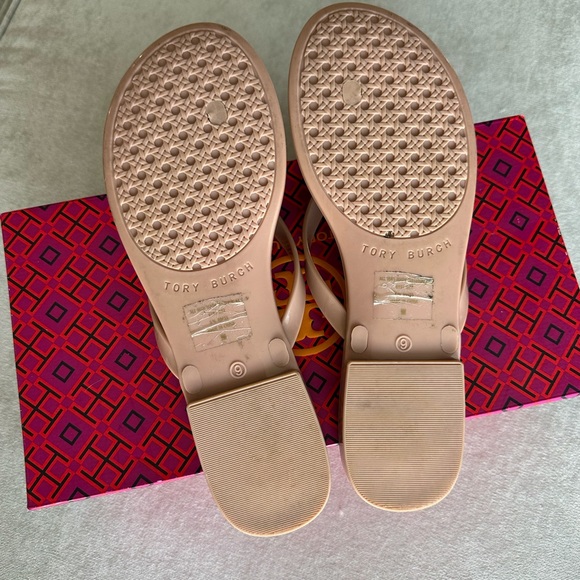 Tory Burch Women's Tan Flip Flops - Picture 4 of 6